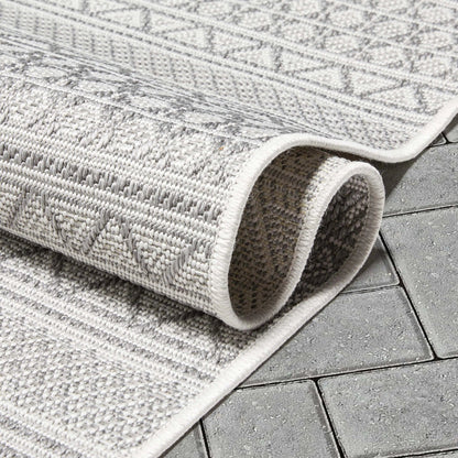 Arwen Tribal Indoor/Outdoor Grey Textured Rug Well Woven
