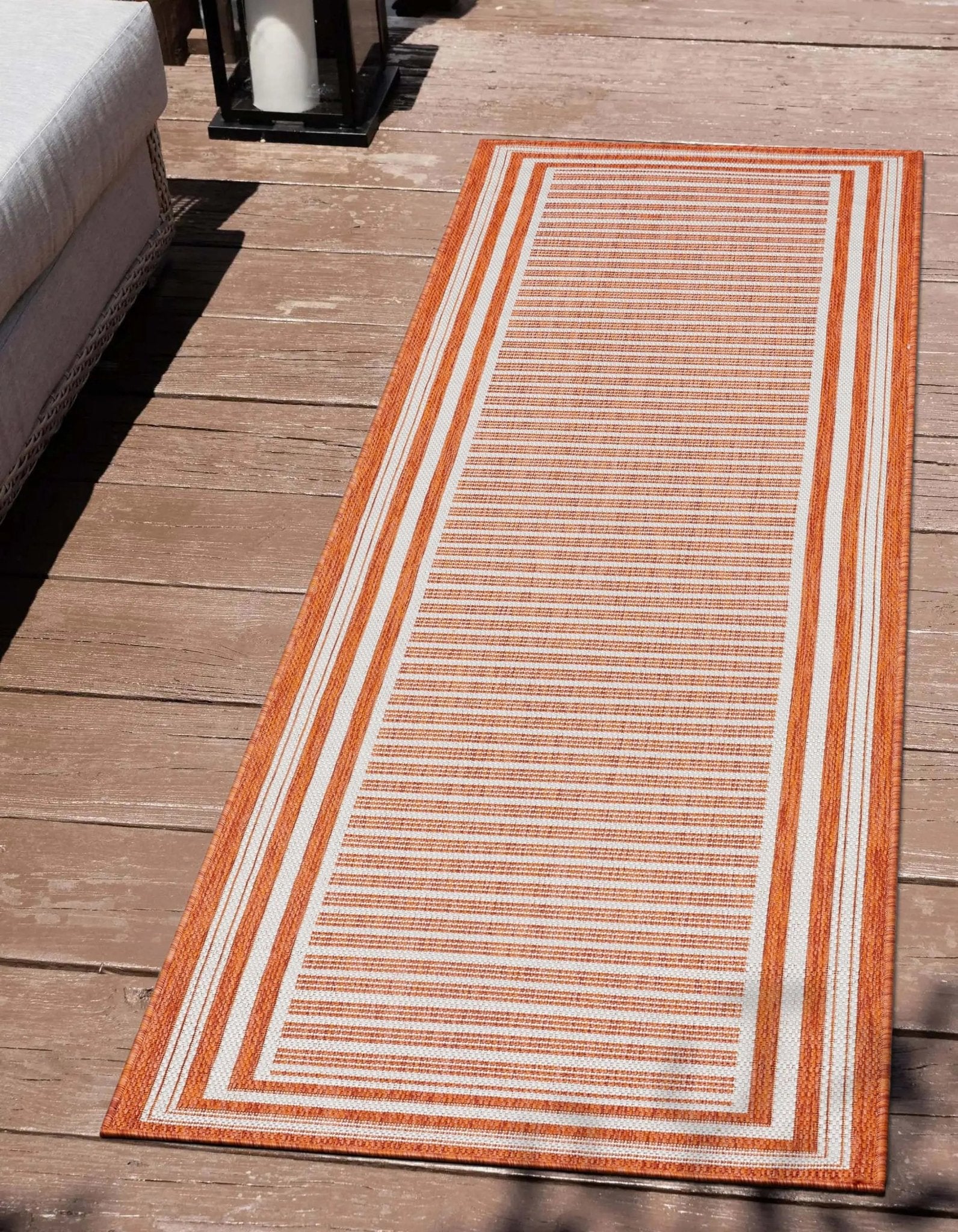 Frankie Modern Stripes Indoor/Outdoor Orange Textured 2'7" x 9'10" Runner Rug Well Woven