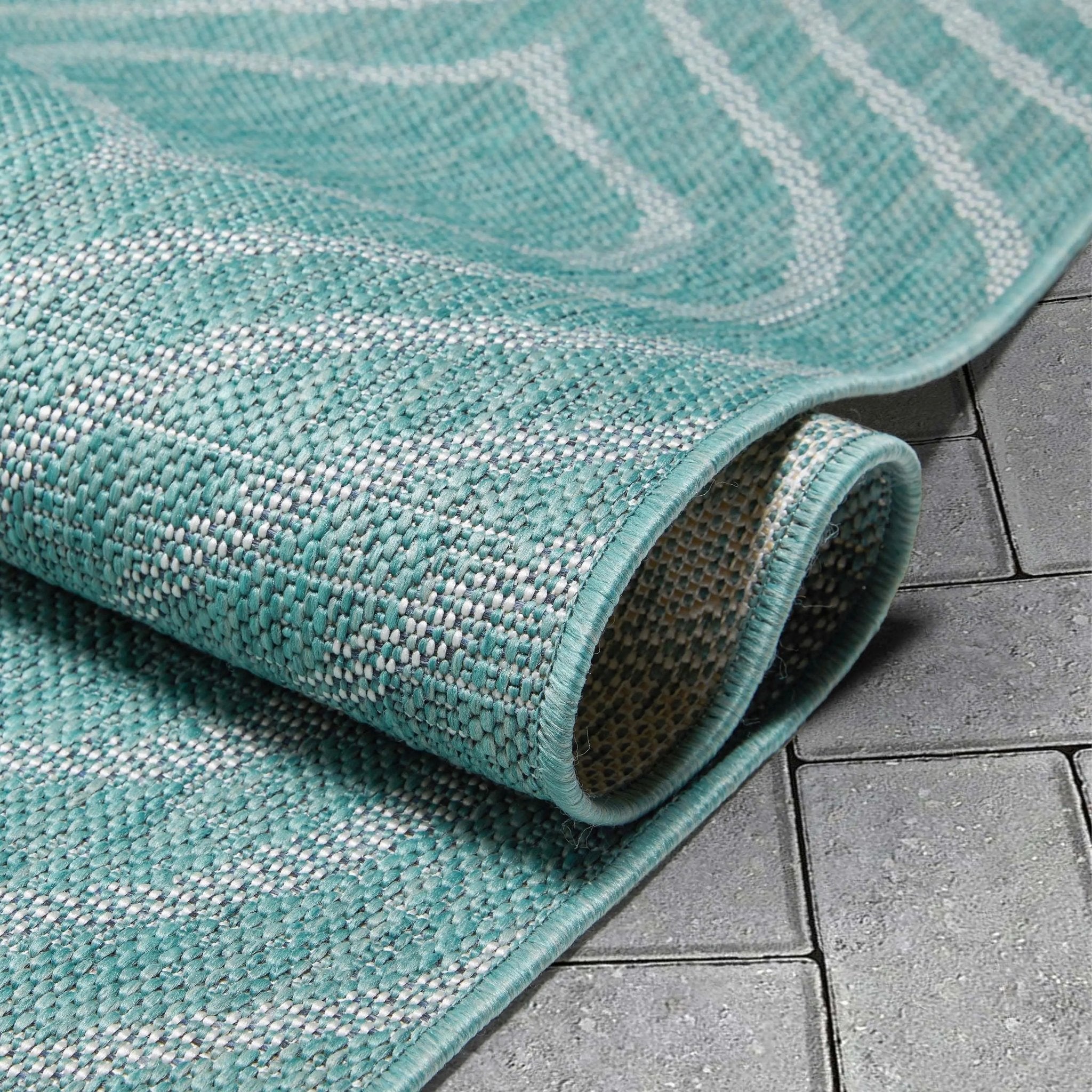 Ludo Lattice Trellis Indoor/Outdoor Blue Textured Rug Well Woven