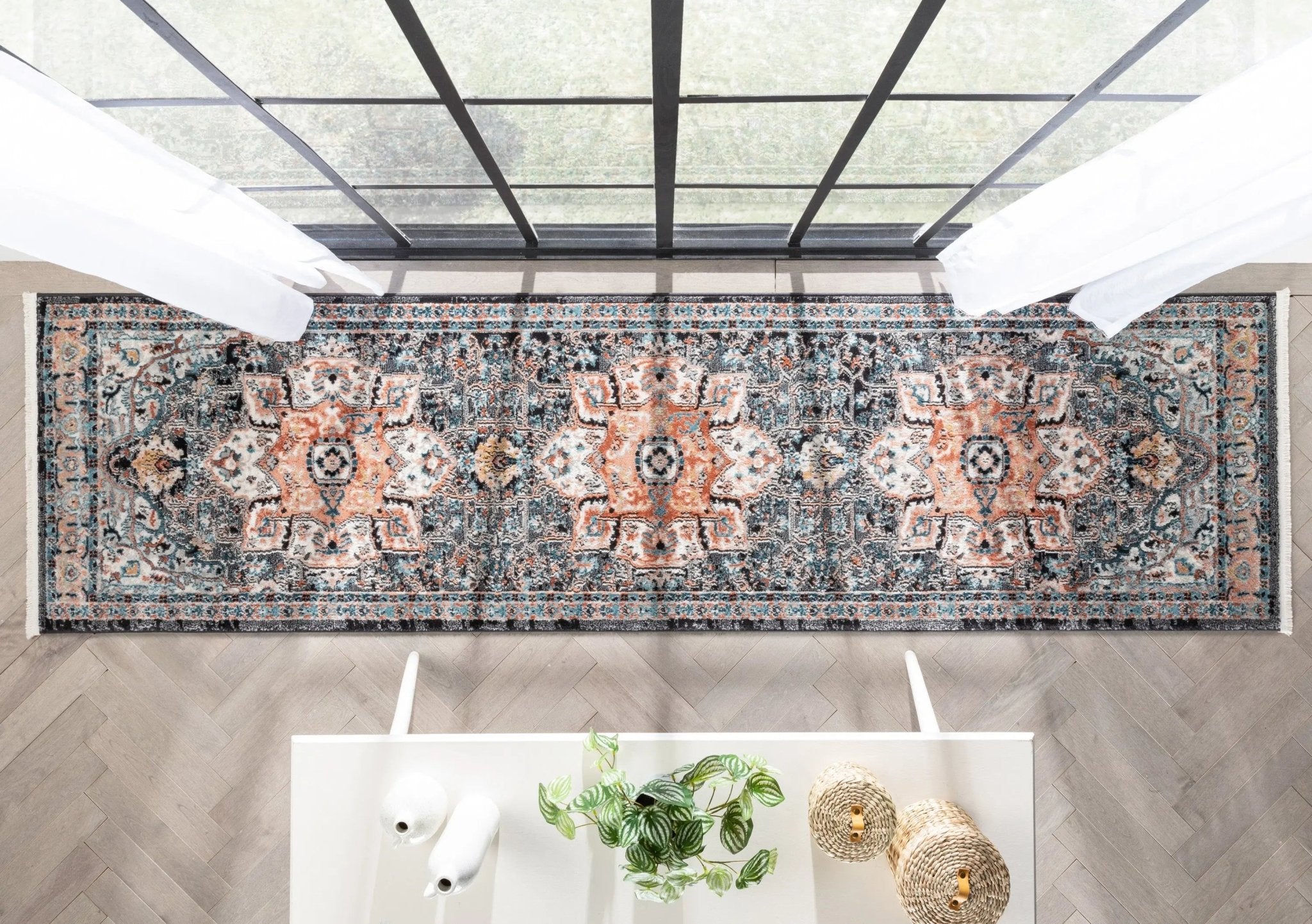 Minos Vintage Bohemian Oriental Floral Black Rug Well Woven