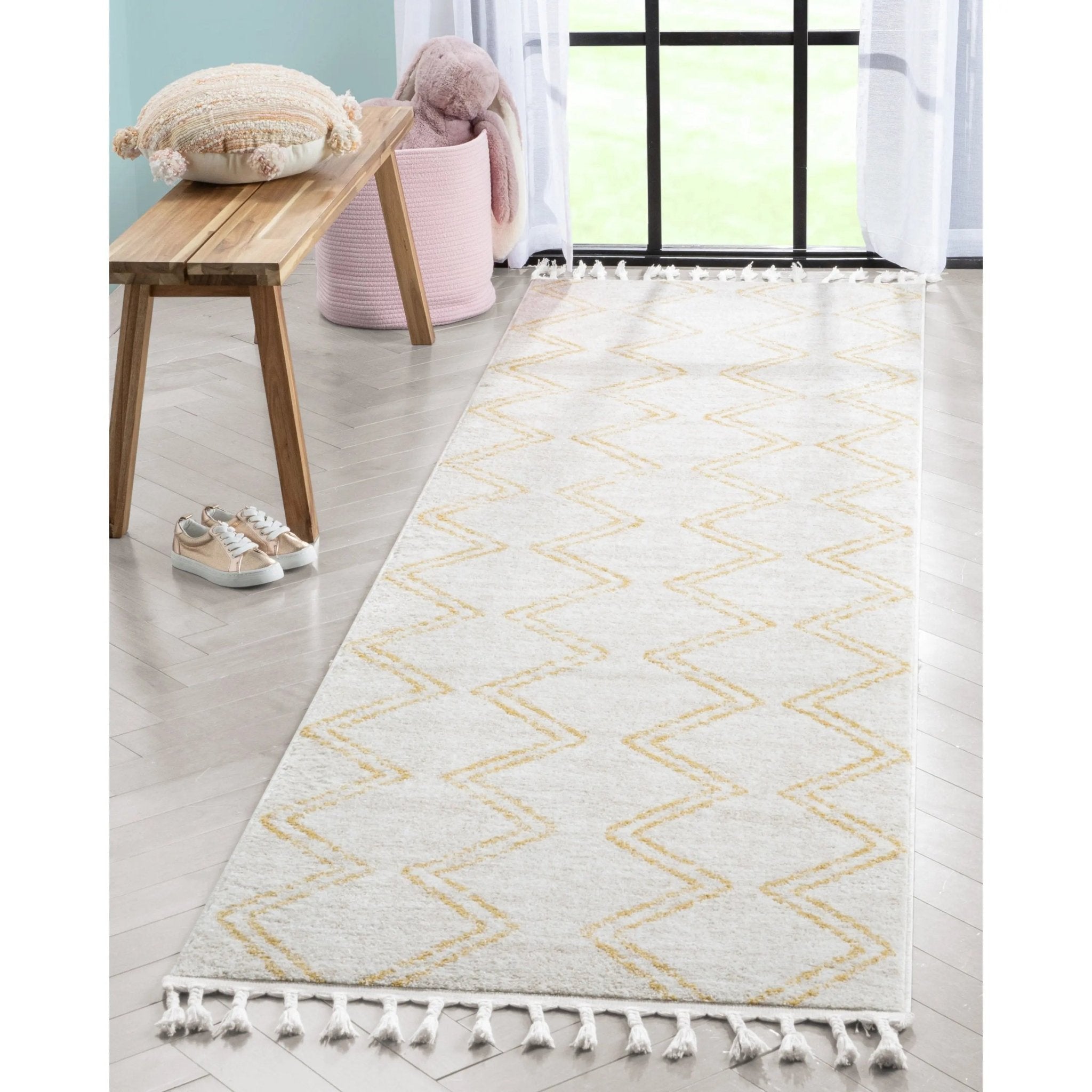Reeve Modern Chevron Zig-Zag Yellow Ivory Kids Rug Well Woven