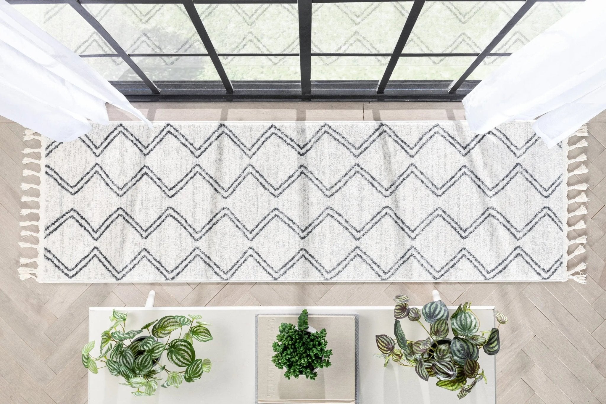 Reeve Modern Chevron Zig-Zag Grey Ivory Kids Rug Well Woven