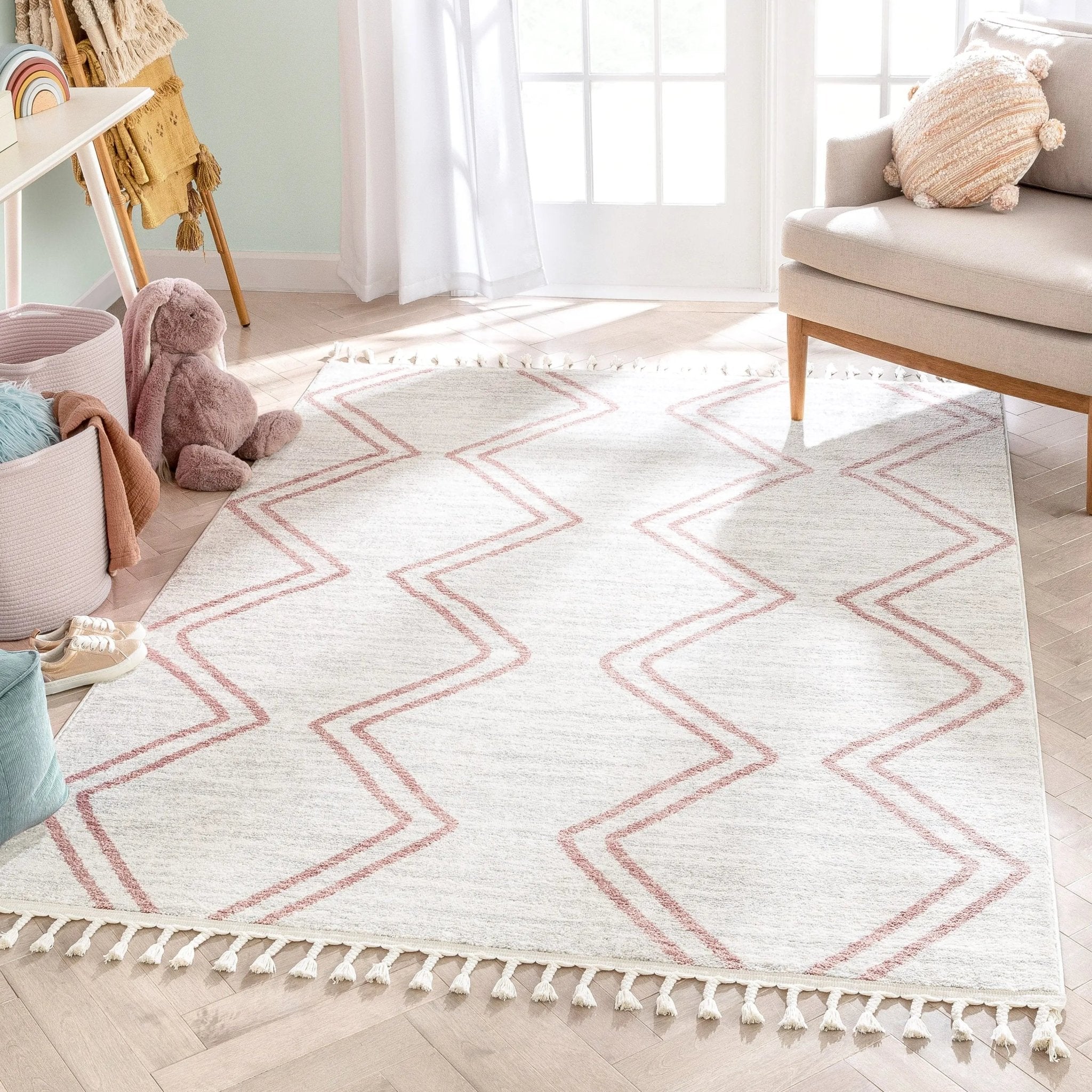 Reeve Modern Chevron Zig-Zag Pink Ivory Kids Rug Well Woven