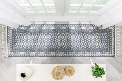 Callista Tribal Trellis Pattern Blue Kilim-Style Rug Well Woven