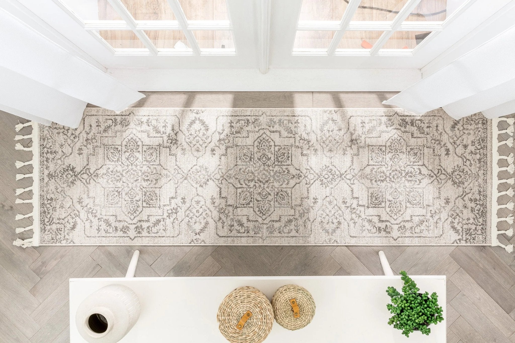 Valentina Oriental Medallion Brown Beige Kilim-Style 5'3" x 7'3" Rug Well Woven