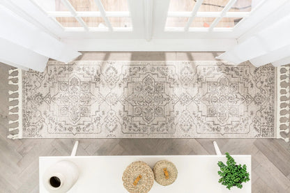 Valentina Oriental Medallion Brown Beige Kilim-Style 5'3" x 7'3" Rug Well Woven