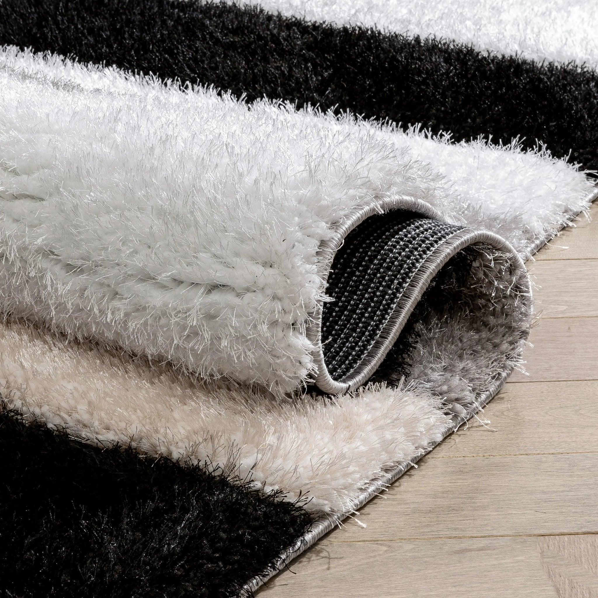 Chaska Geometric Squares Shag Ivory Black 7'10" x 9'10" 3D Textured Rug Well Woven