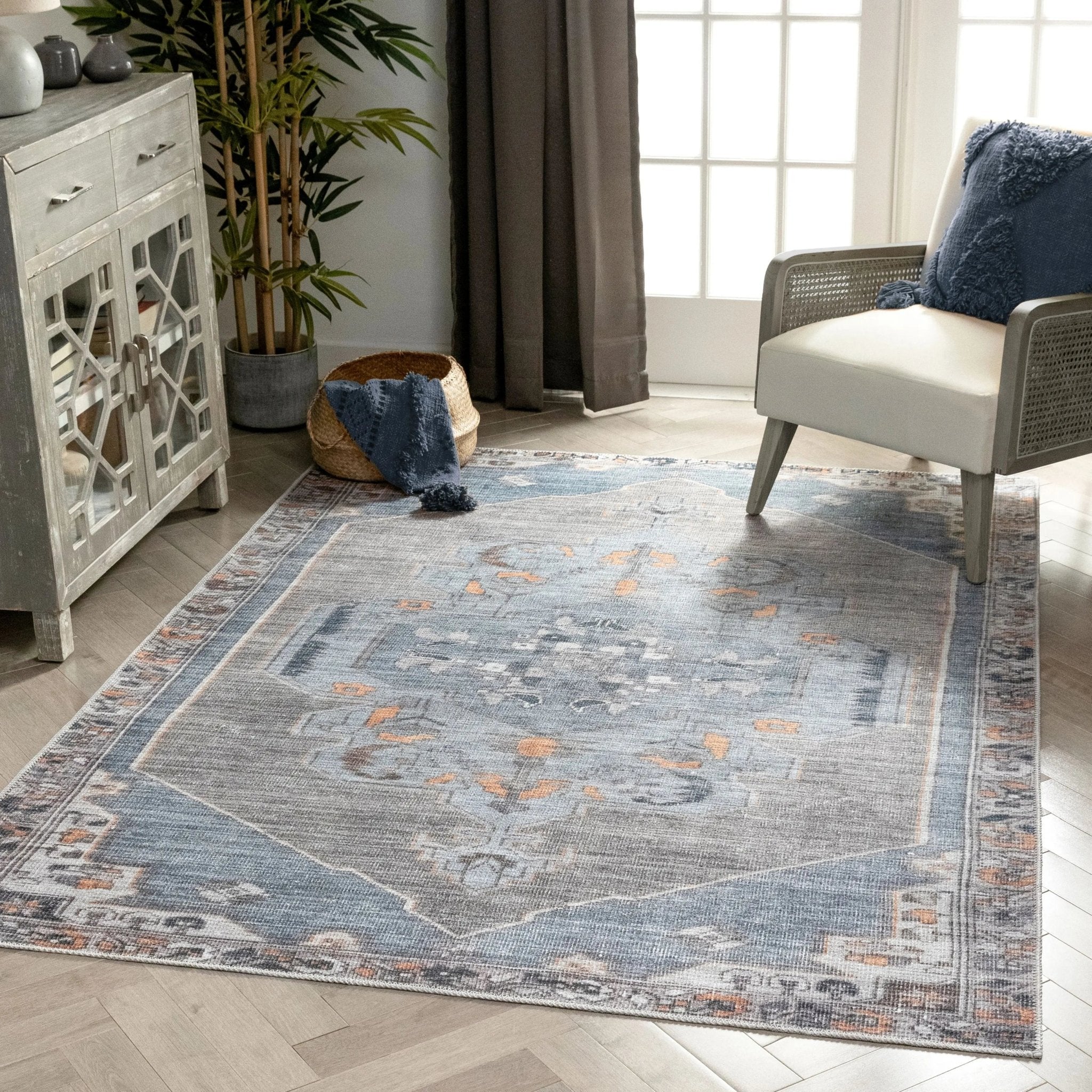 Cambria Machine Washable Vintage Medallion Oriental Light Blue Flat-Weave Distressed 5'3" x 7'3" Rug Well Woven