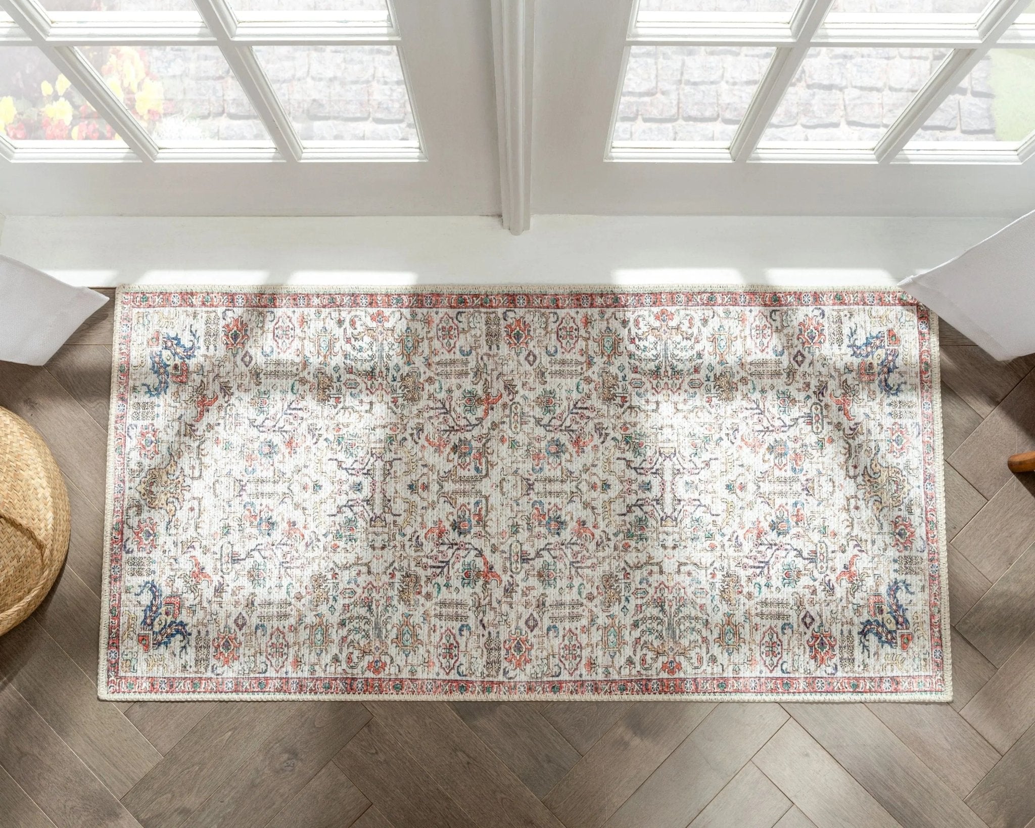 Pomona Machine Washable Vintage Medallion Botanical Border Ivory Flat-Weave Distressed Rug Well Woven