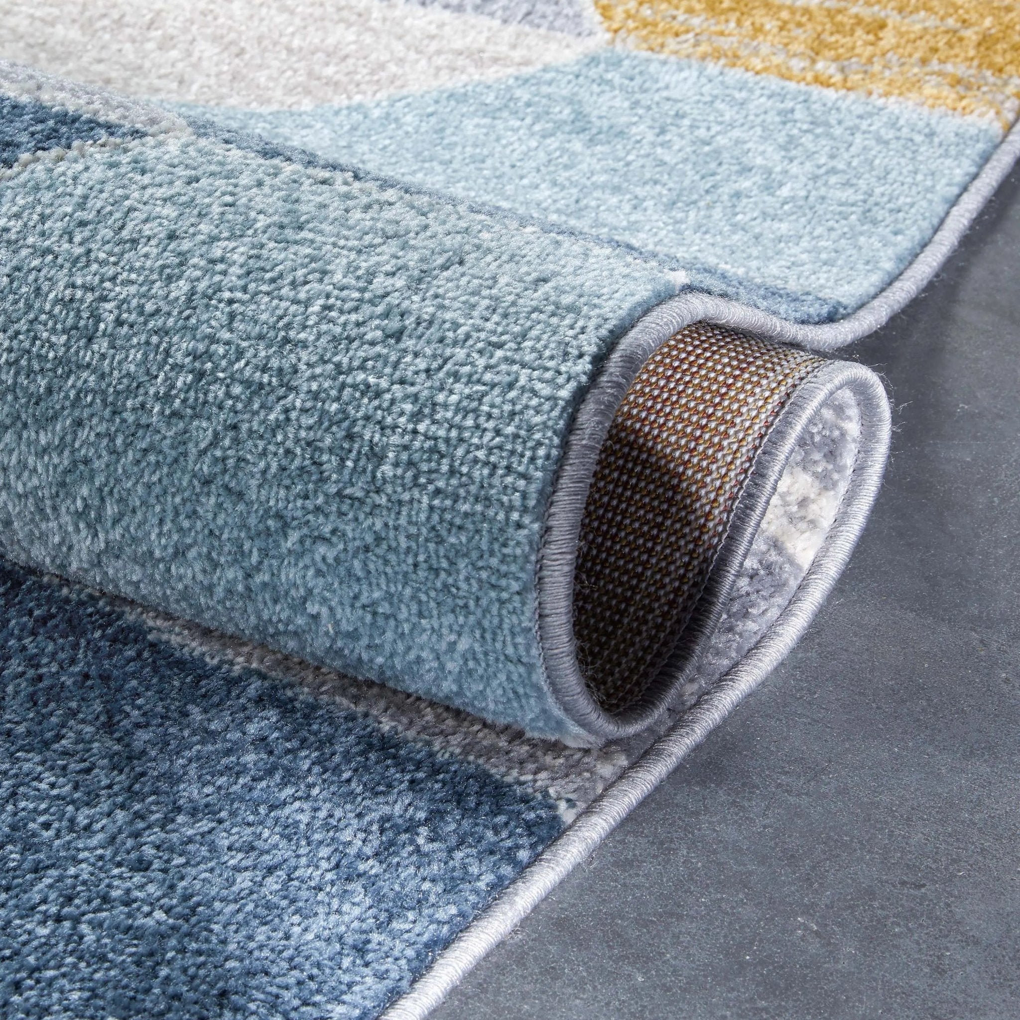 Maddox Blue Modern Geometric Rug Well Woven