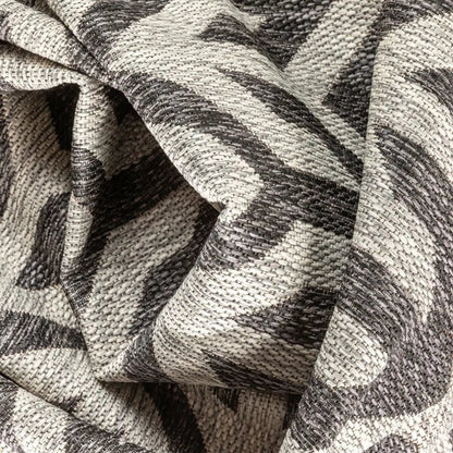 Atlantis Modern Geometric Black Indoor/Outdoor Rug Well Woven