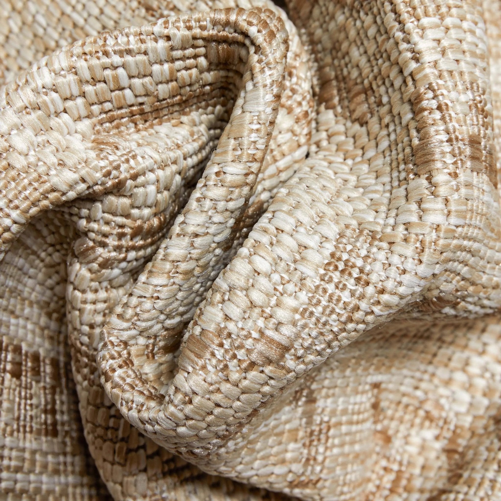 Khalo Tribal Indoor/Outdoor Beige Flat-Weave 5'3" x 7'3" Rug Well Woven