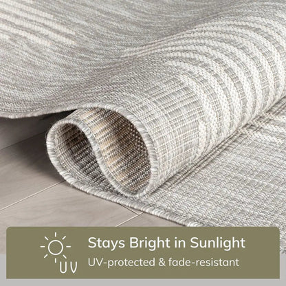 Kai Modern Chevron Pattern Grey 5'3" x 7'3" Flat-Weave Indoor/Outdoor Rug Well Woven