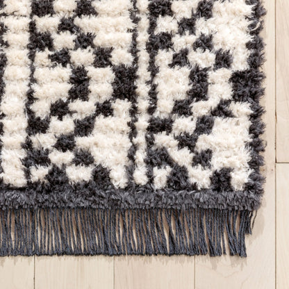 Tallulah Tribal Diamond Lattice Pattern Grey High-Low Textured Pile Rug Well Woven