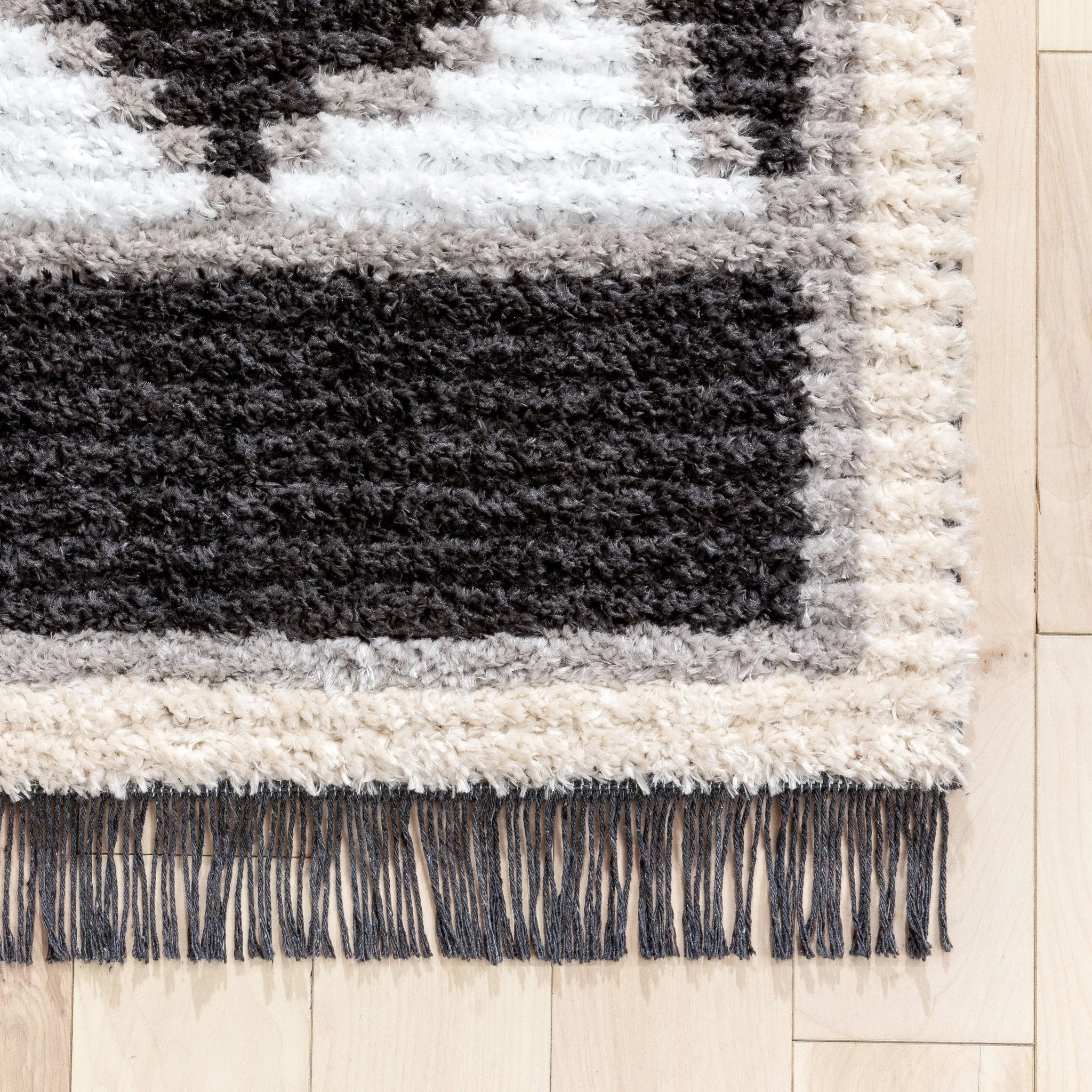 Una Moroccan Diamond Medallion Pattern Grey High-Low Textured Pile Rug Well Woven