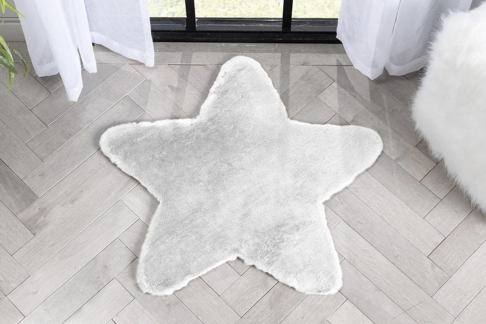 Crest Modern Glam Faux Fur Plush White Shag Rug Well Woven