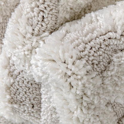 Austen Ivory Vintage Diamond Pattern Ivory Farmhouse Rug Well Woven