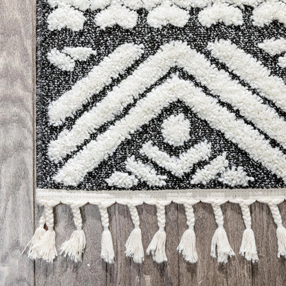 Eliana Tribal Geometric Chevron pattern Dark Grey White High-Low Textured Rug Well Woven