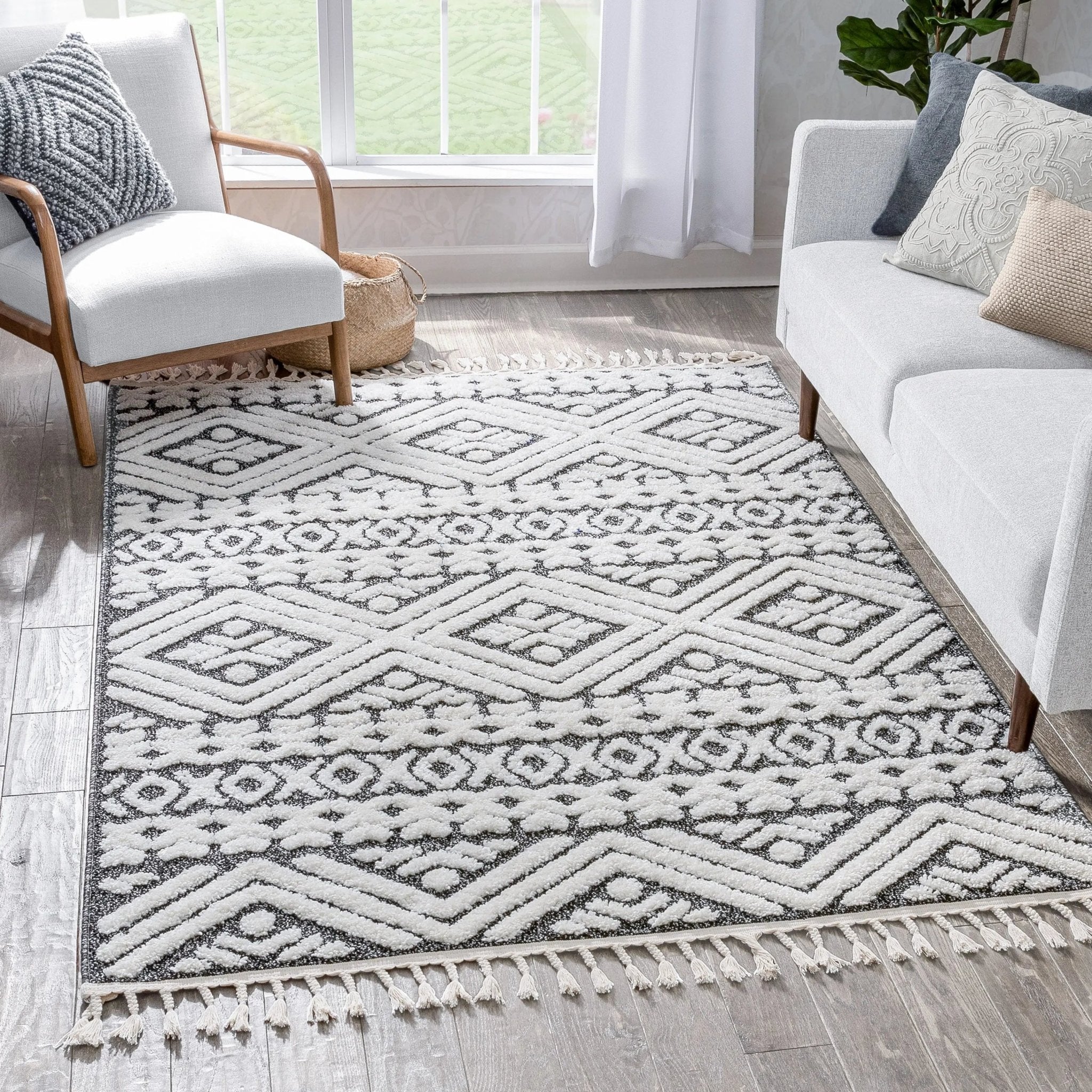 Eliana Tribal Geometric Chevron pattern Dark Grey White High-Low Textured Rug Well Woven