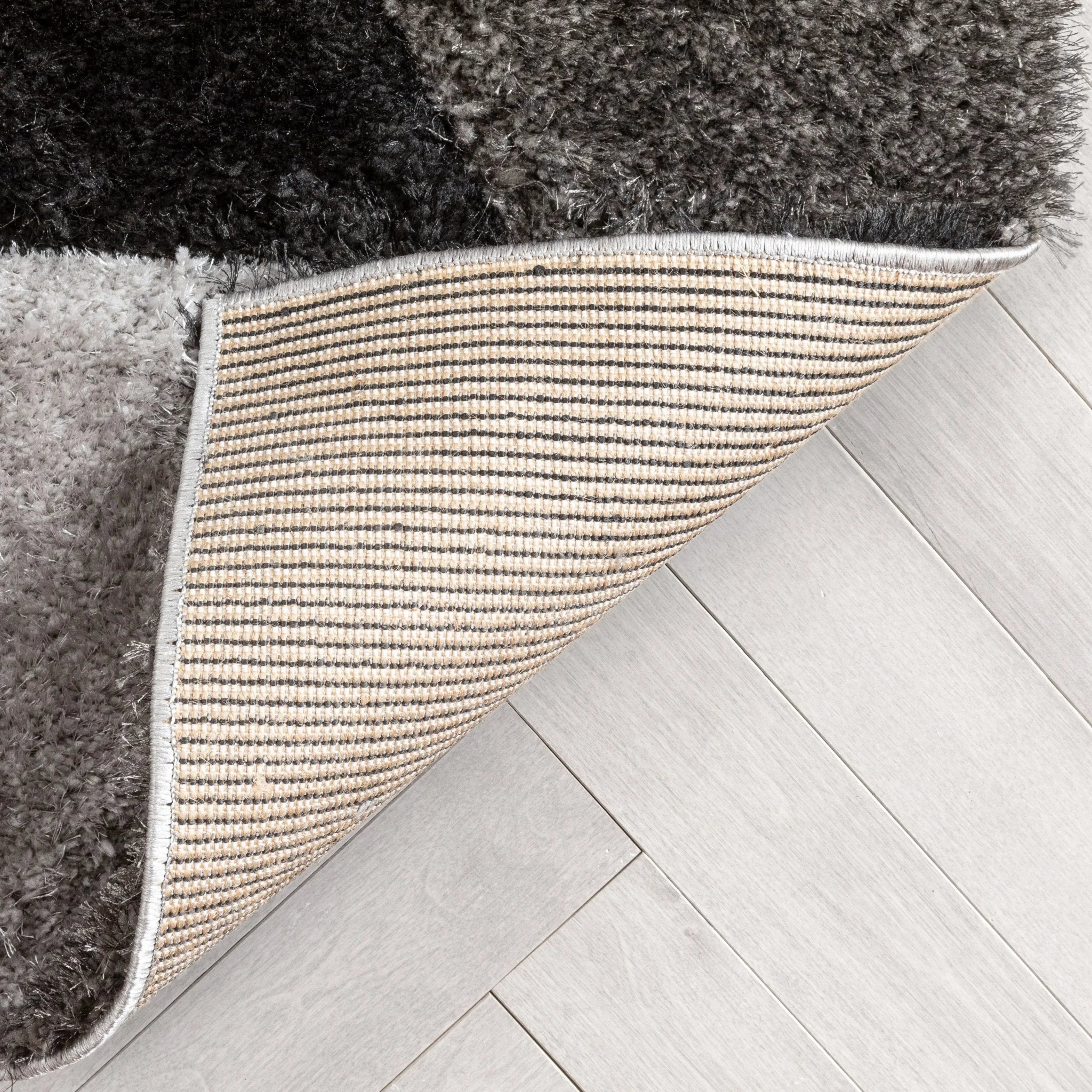 Holland Modern Geometric Black 3D Textured Thick & Soft Shag Rug Well Woven