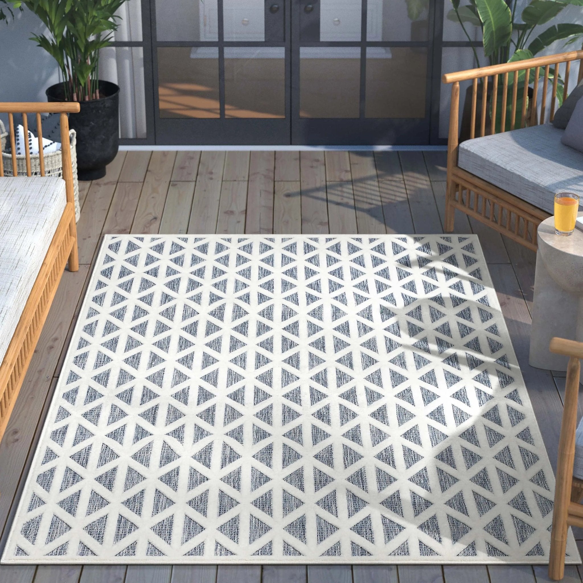 Ciel Modern Geometric Indoor/Outdoor Blue High-Low Rug Well Woven