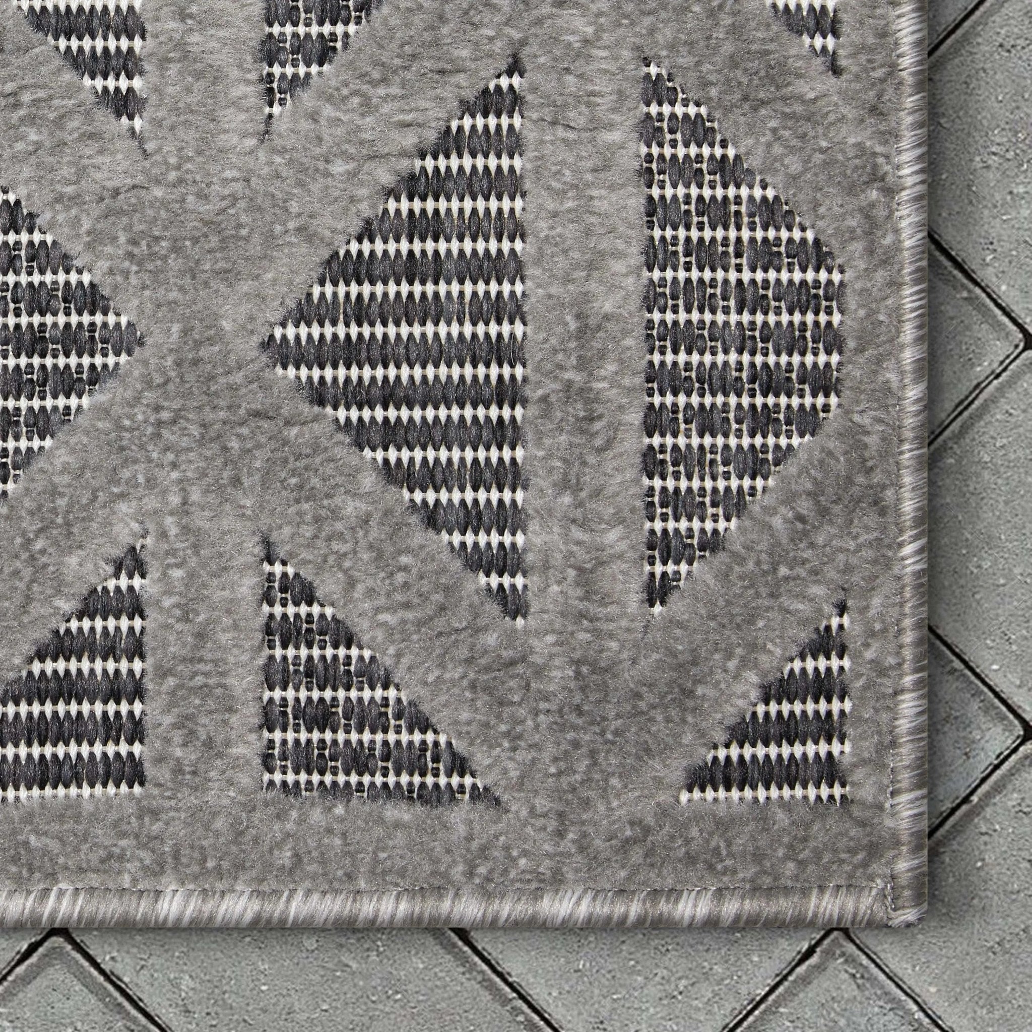 Ciel Modern Geometric Indoor/Outdoor Grey High-Low Rug Well Woven