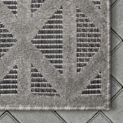 Ciel Modern Geometric Indoor/Outdoor Grey High-Low Rug Well Woven