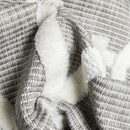 Mali Tribal Diamond Pattern Indoor/Outdoor Grey High-Low Rug Well Woven