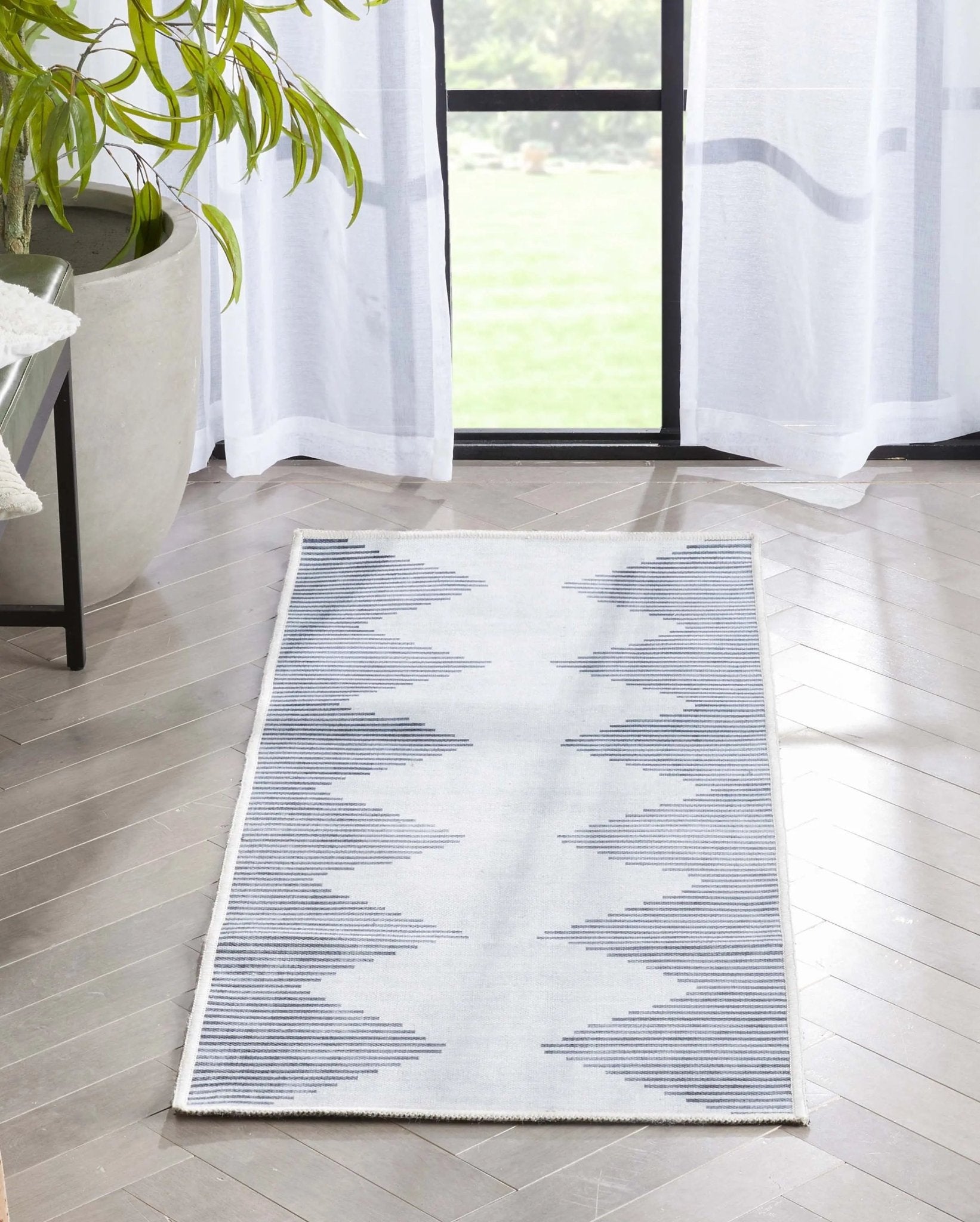 Bree Moroccan Diamond Stripes Ivory Grey Area Flat-Weave Rug Well Woven