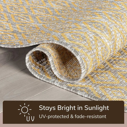 Sienna Modern Solid Pattern Yellow 5'3" x 7'3" Flat-Weave Indoor/Outdoor Rug Well Woven